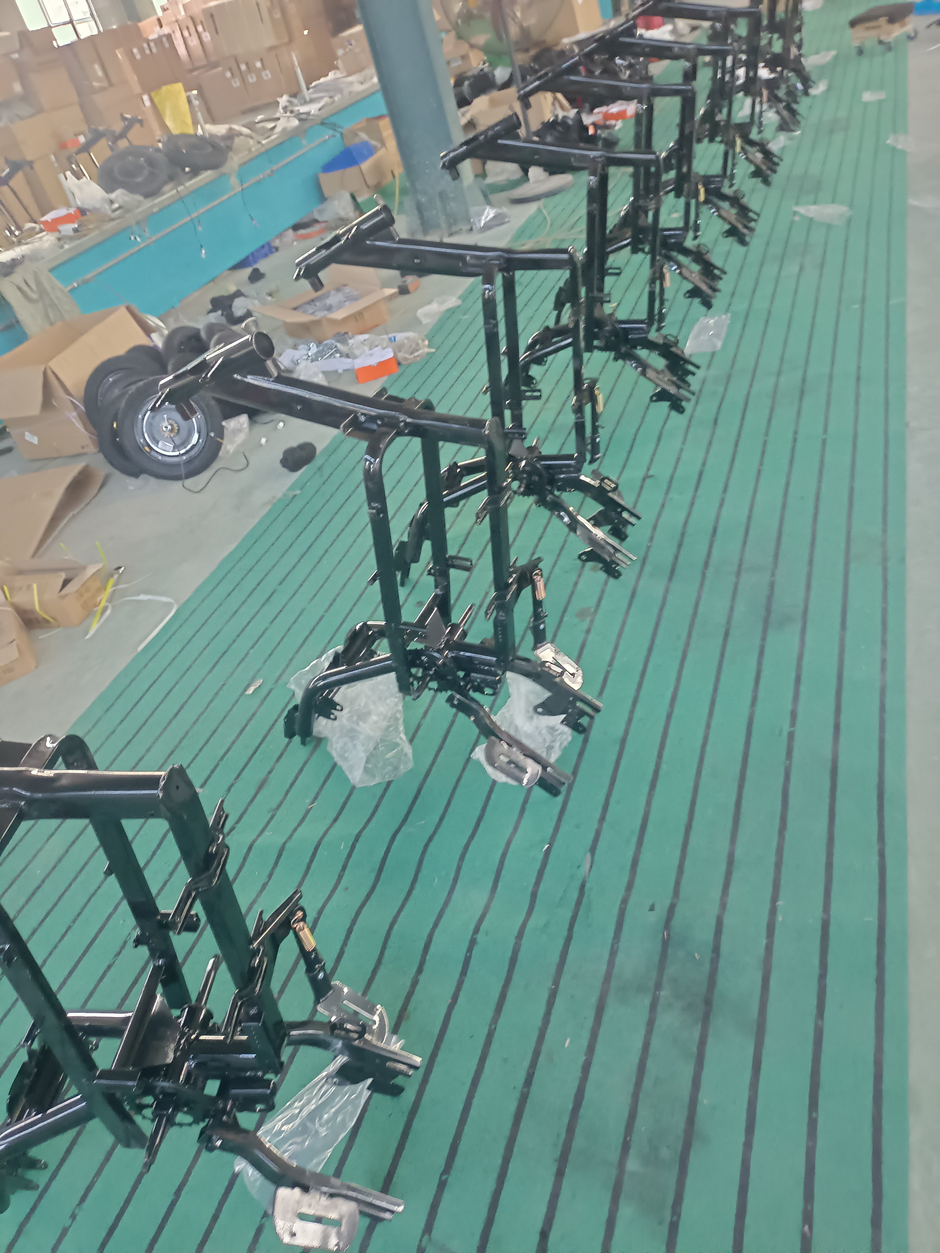 Wholesale 2024 Hot Selling Chinese Electric Bike Adults Electric Scooter