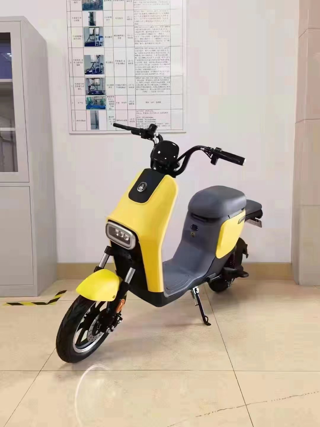 Factory Price China Motorized Electric Scooters Powerful Adult Streebikes 750w Elektro Sportbikes 2 Wheel Fat Tire Ev Bicycles