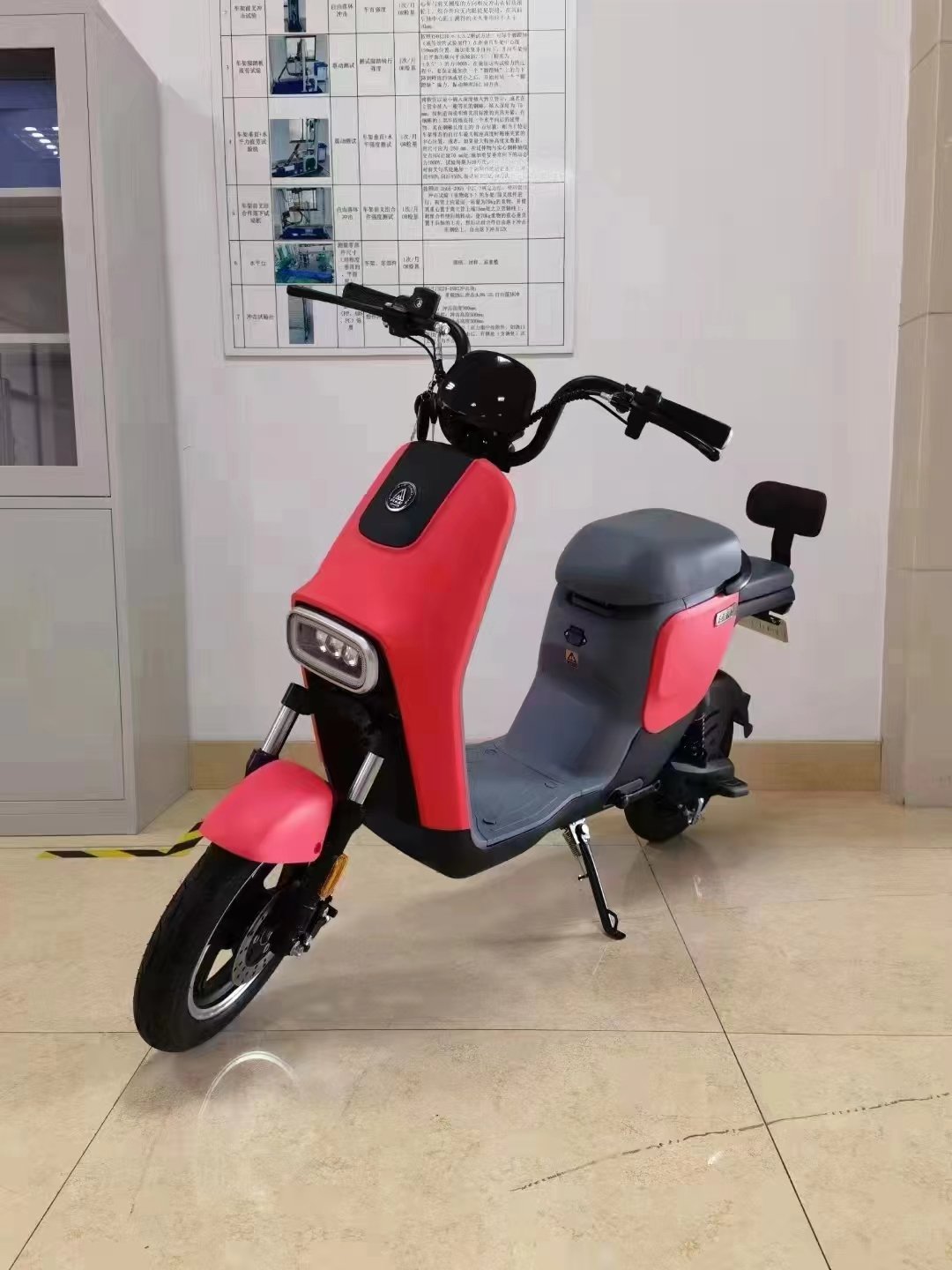 Factory Price China Motorized Electric Scooters Powerful Adult Streebikes 750w Elektro Sportbikes 2 Wheel Fat Tire Ev Bicycles