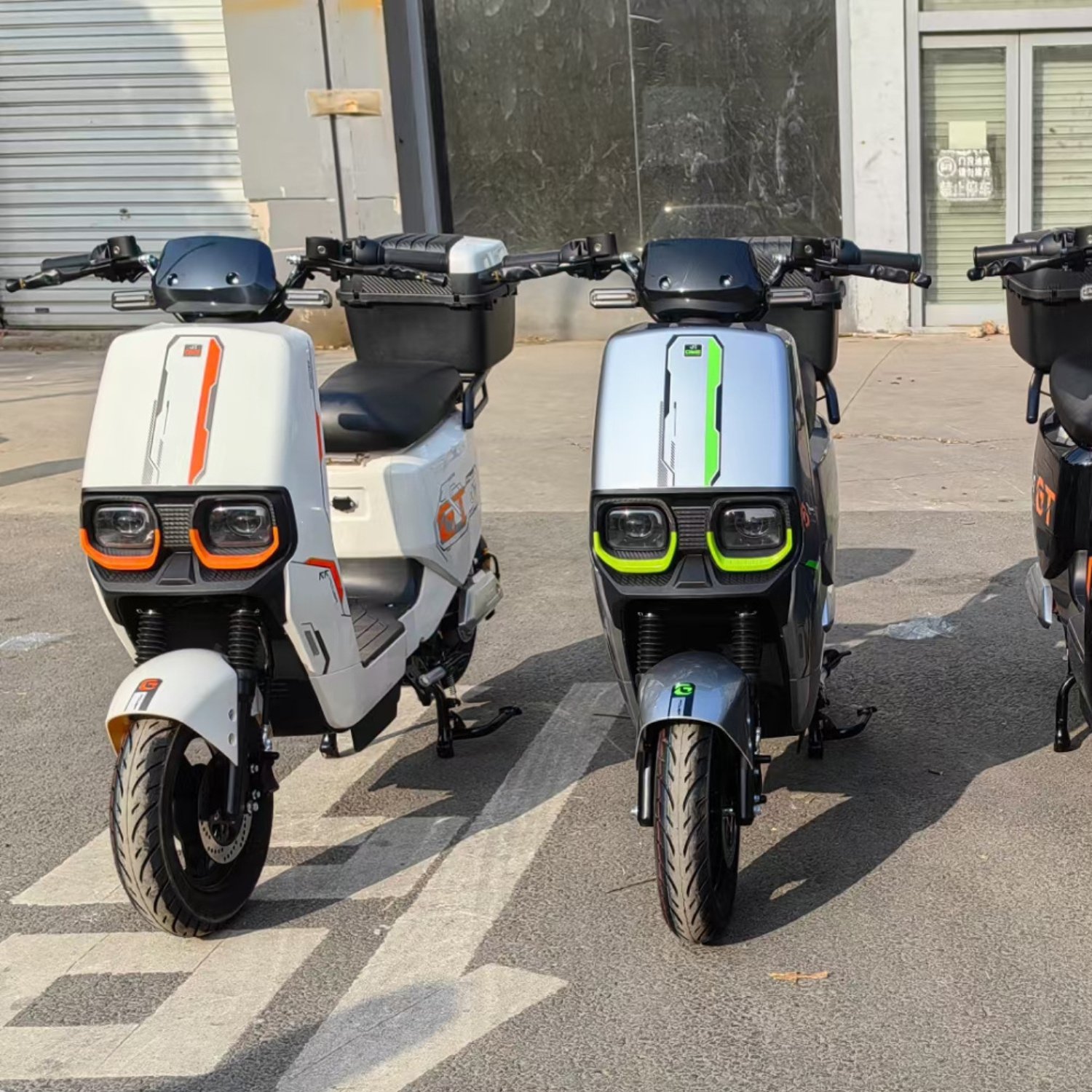 Manufacturers Direct Sale Custom Sportbike 40-60km/h 1000W Two-Wheeled Adult Electric Motorcycles For Sale