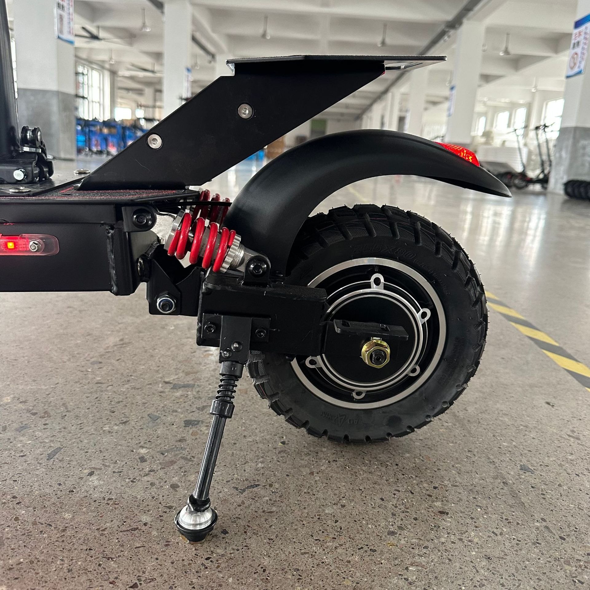 Factory Stock Electric Scooter 48V 1200W Dual Drive 10 inch Foldable 100V-240V Wide Voltage Scooter