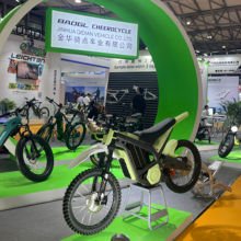 Wholesale 3000W Bafang Motor Powerful Road Bike Adult Ebike Electric Vehicle Motorcycle