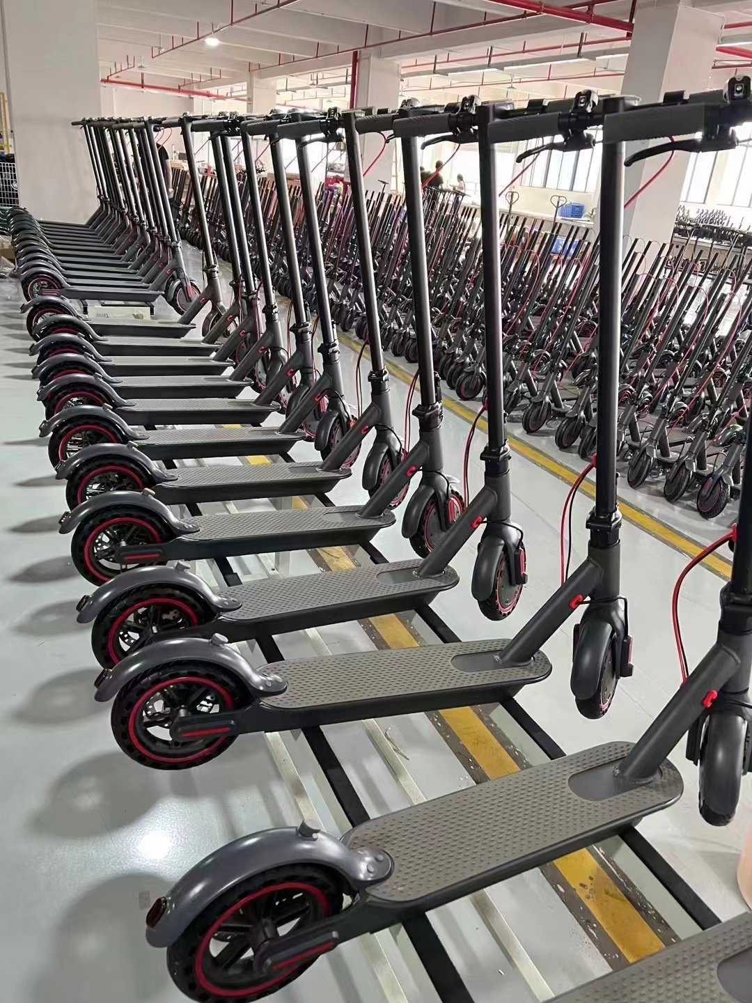 36V 10.4Ah Adult Electric Scooter Popular Two-Wheel Folding 8.5 Inch Tire  EU US Warehouses Max Speed 30km/h