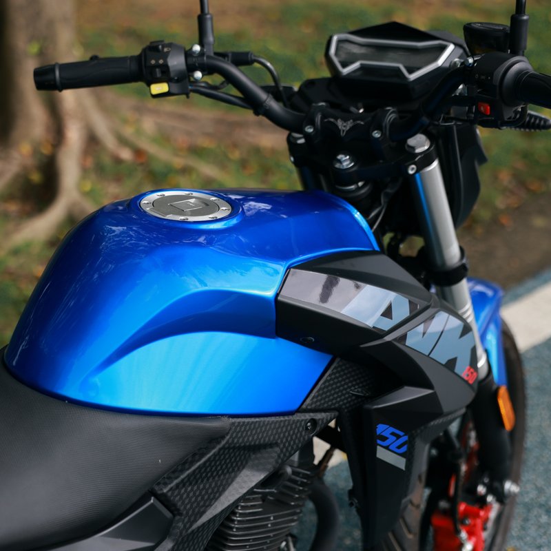 Changhua factory wholesale customized 150CC gasoline motorcycles high performance sportbikes blue racing motorcycle for adults