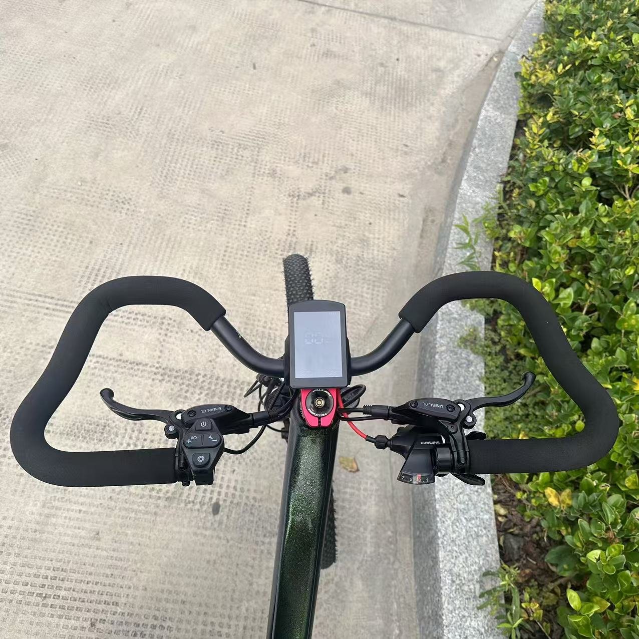 2024 New 26-Inch Electric Mountain Bike with Integrated 250W Battery 48V Lithium Power Supply Popular in Europe