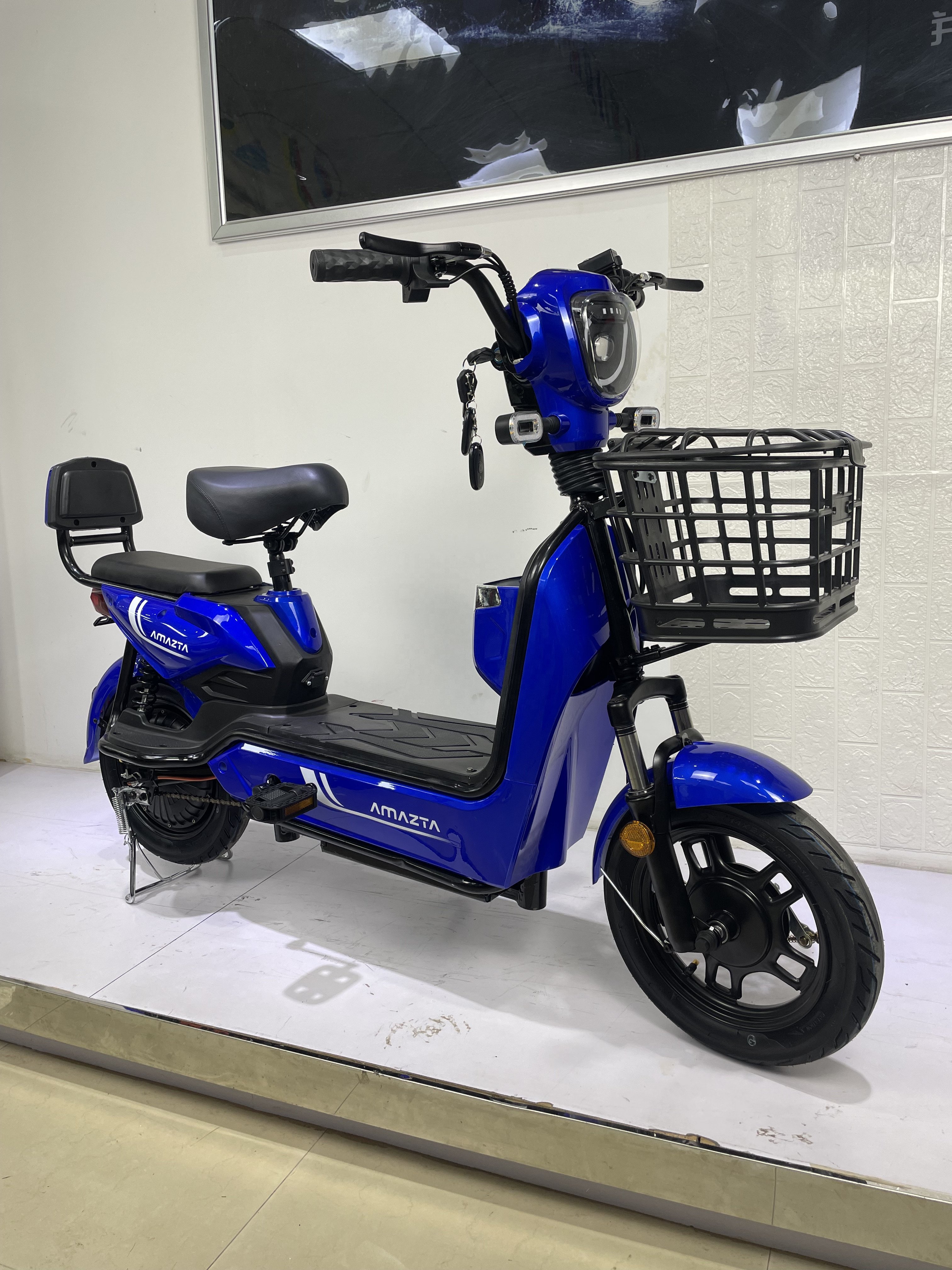 Factory Directly 48V 350W 500W Classic Design City Cheap Electric Bike Bicycle Electric City Bike cheap E bike With Pedals