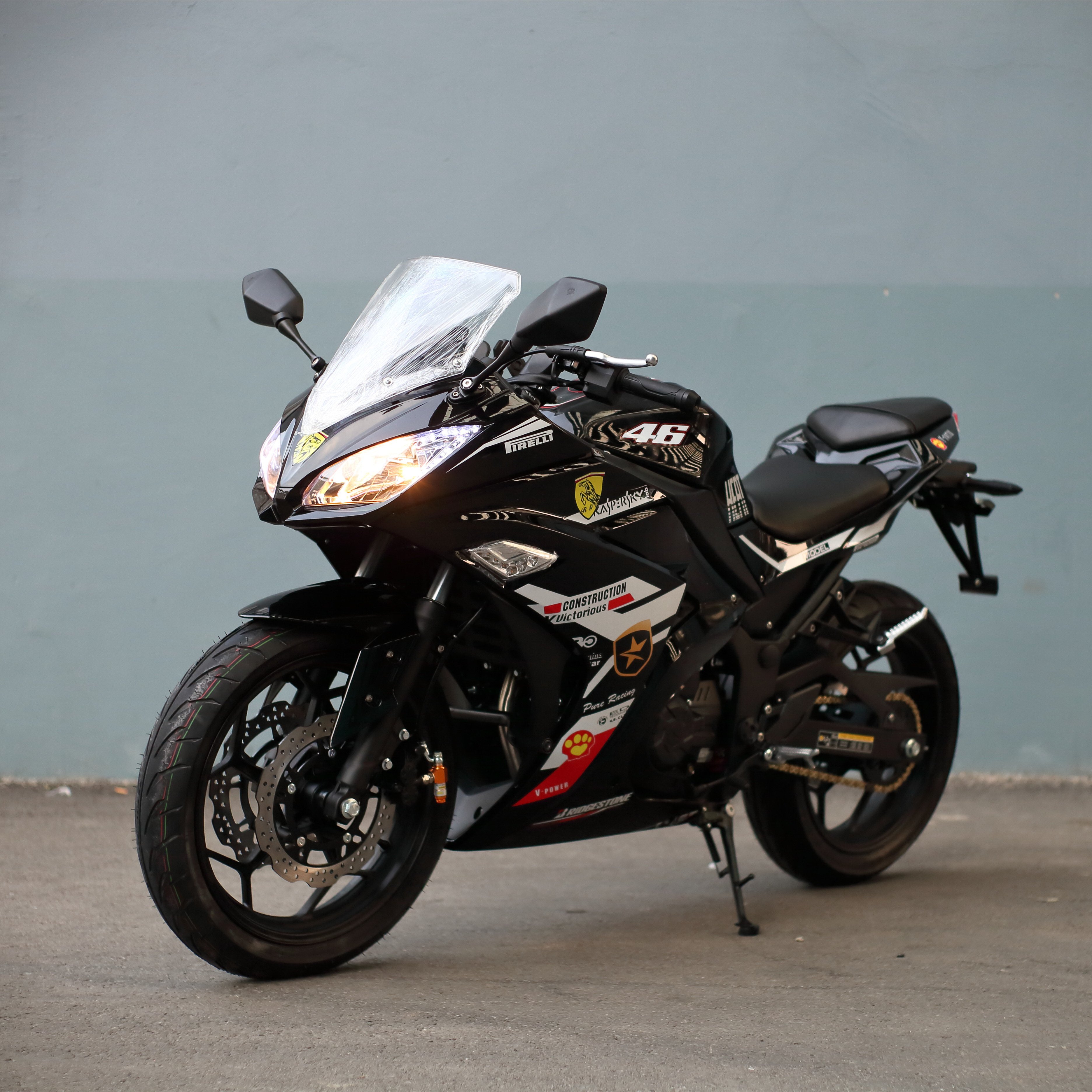 Manufactory Wholesale Racing Motorcycle Gasoline Motorcycle Powerful Engine Enduro Sportbikes