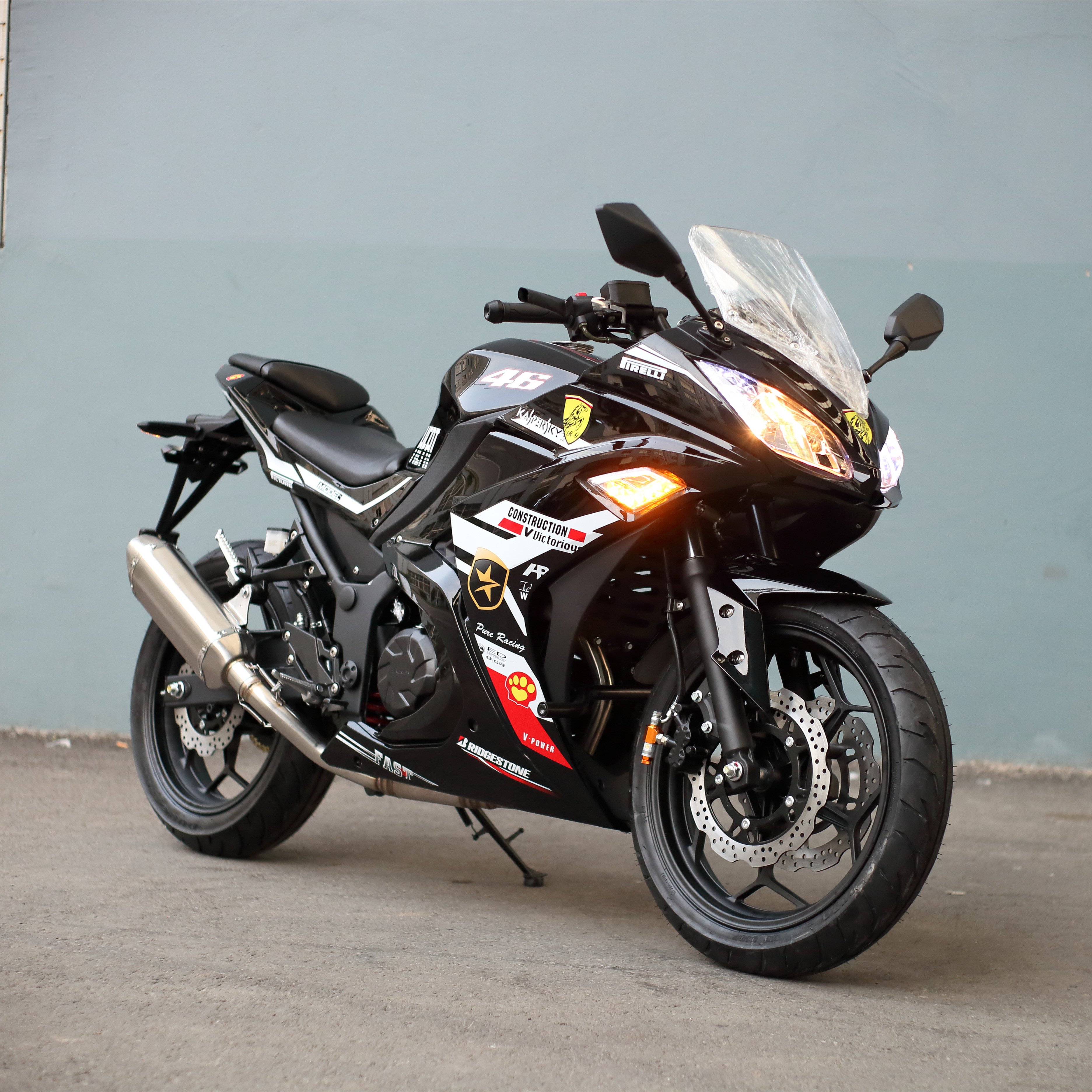 Manufactory Wholesale Racing Motorcycle Gasoline Motorcycle Powerful Engine Enduro Sportbikes