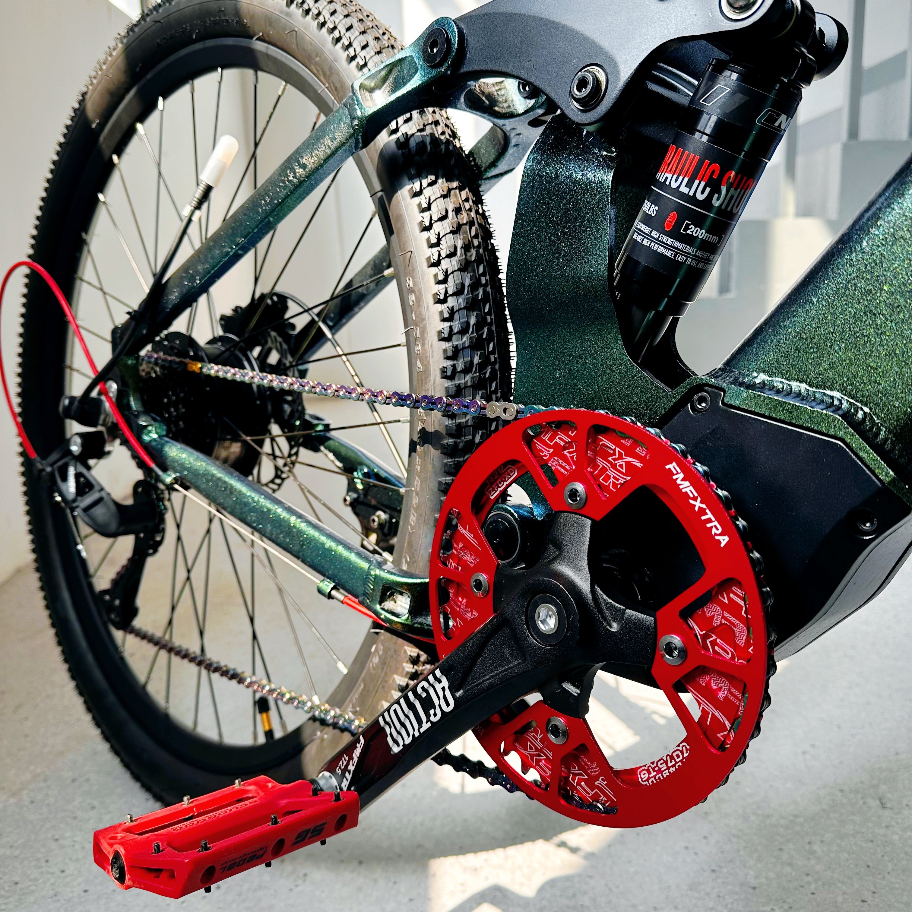 7 Speed 48V 13Ah 26 Inch Electric Mountain Bike Aluminum Alloy Frame down Tube Lithium Battery Sensor Smart Type