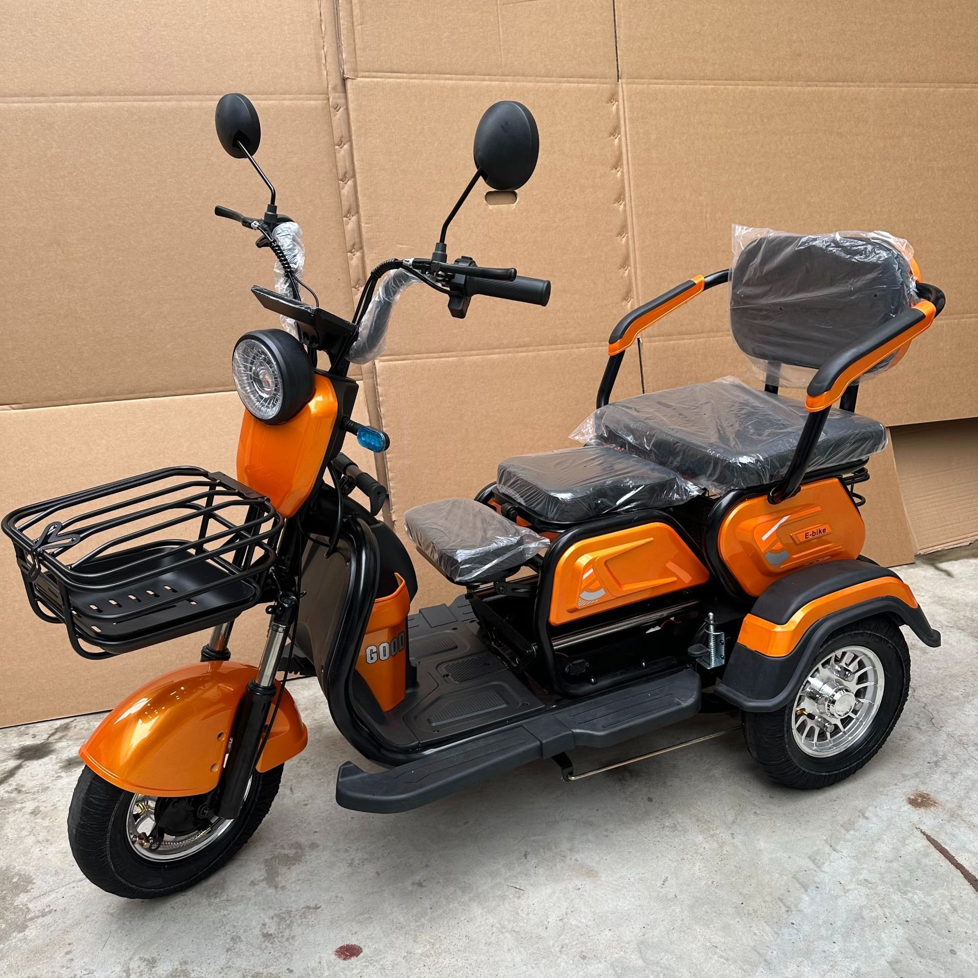 Cheap electric three-wheeler for cargo hot selling in china three-wheel electric bicycle for shopping