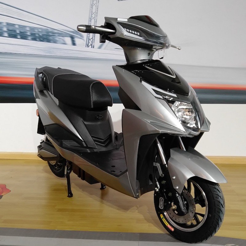 EEC Two Wheel Motorcycle 60V Electric Scooter with Pedals electric scooter China lithium battery electric motorcycle escooter