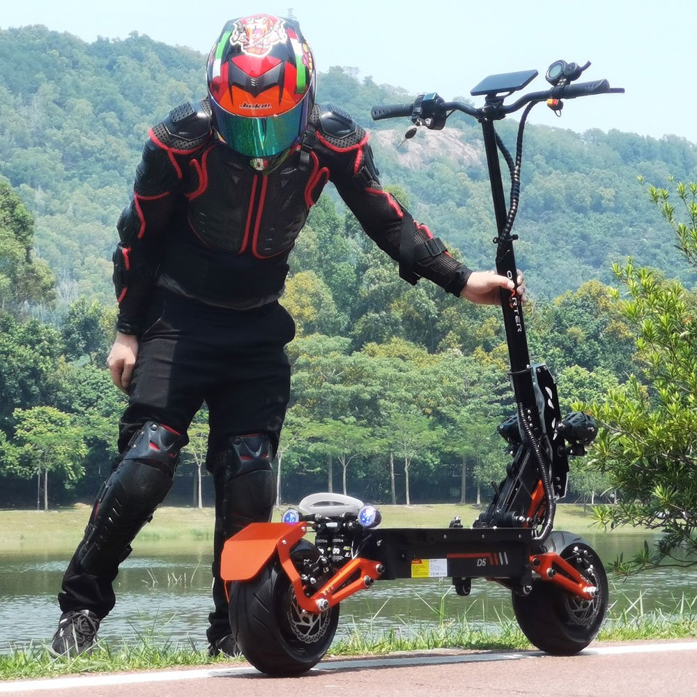 New Big two wheel D5 Best Selling electric scooter with good suspension Dual motor 5000W 12inch Battery-Removable Escooter