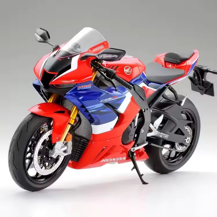NEAT NEW 2023 HONDAS CBR1000RR R Sport Motorcycle