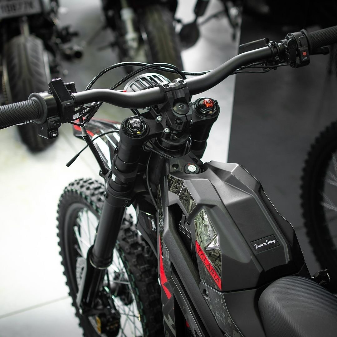 2025 Talaria Sting R MX5 Pro 13000W 72V 40Ah Sting R Pro Off Road Electric Motorcycle Dirt Bike