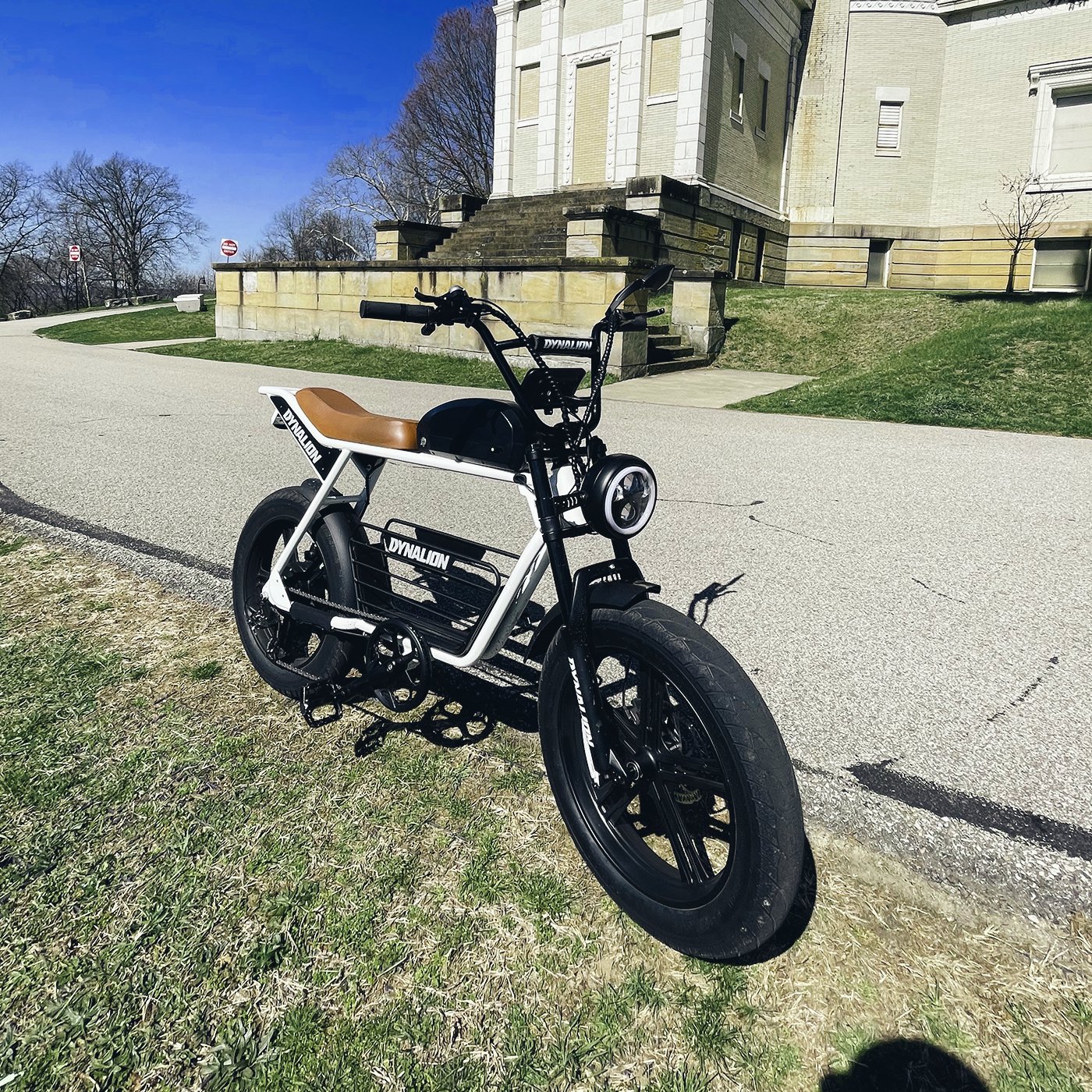 High Class Electric Mountain Bike 48V 1000W Motor 16Ah Li-Battery Steel Frame High Quality Electric Fat Tire Bicycle
