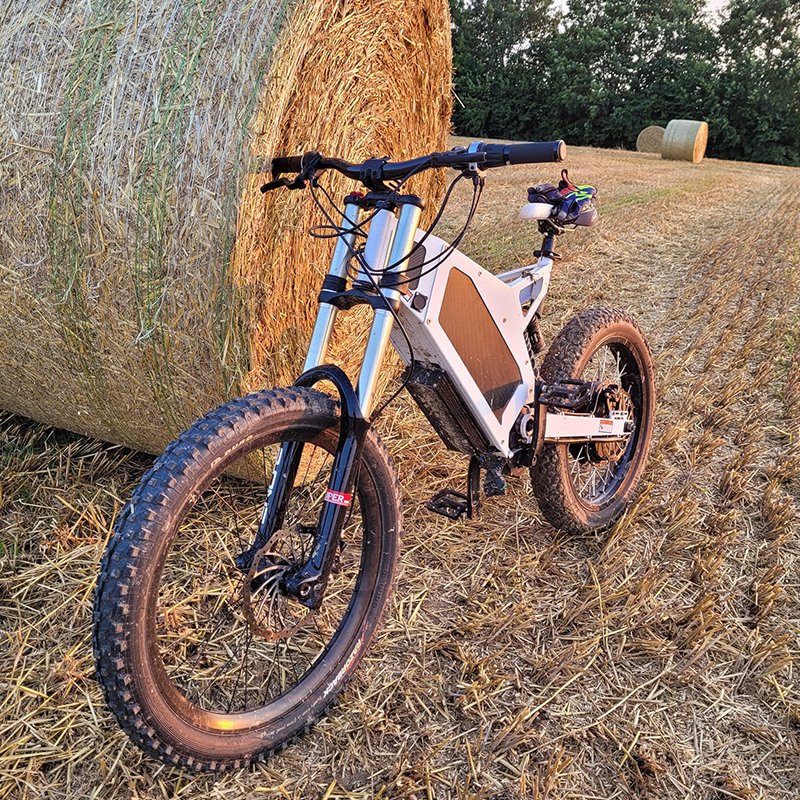 3000w 10000w 12000w Electric Off Road Bike Fat Tire Electric Moped For Adults Stealth Bomber E Bike For Sale