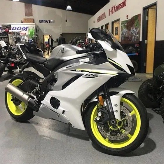 Ready To Ship NEW AUTHENTIC 2022 Yamahas YZF-R1 R6