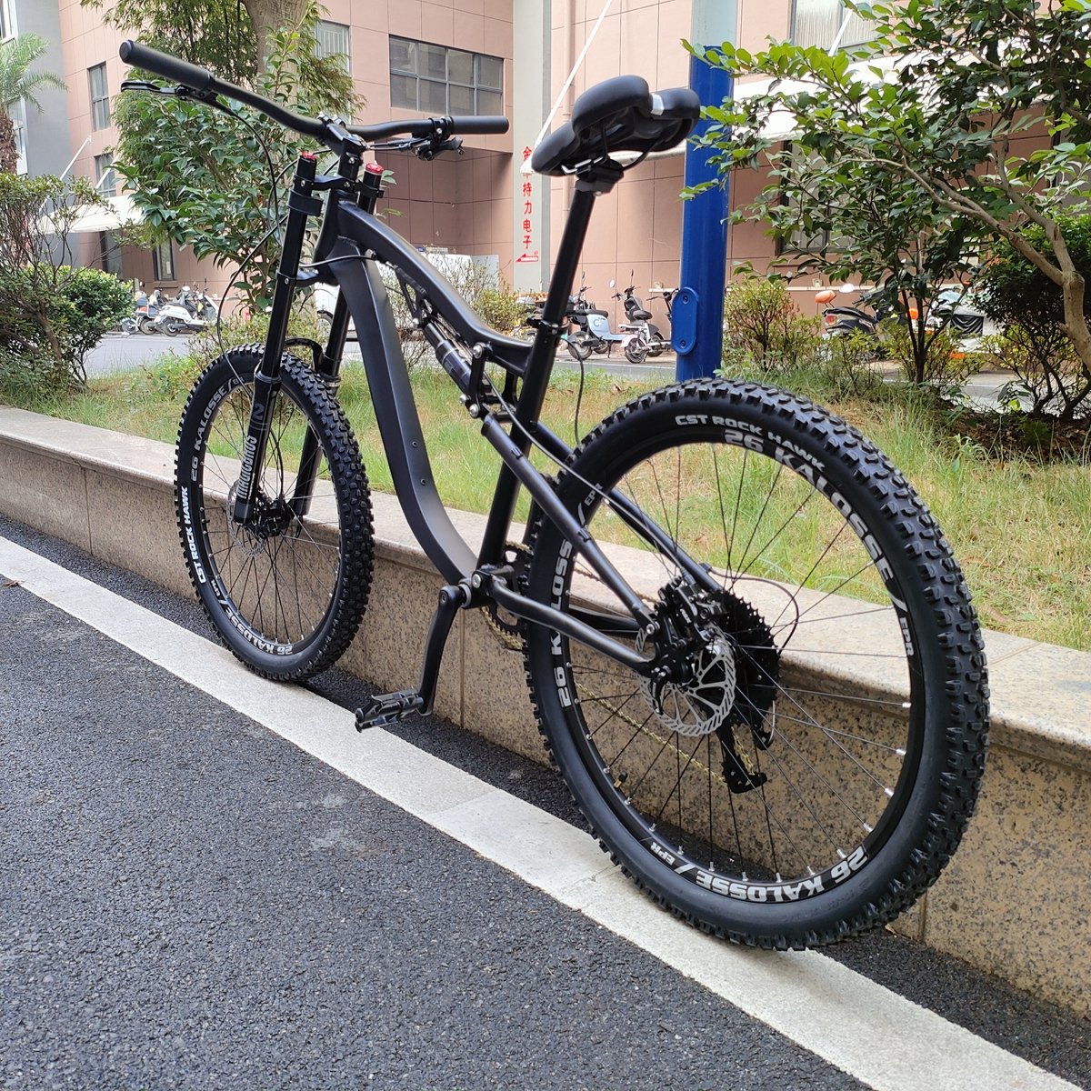 26/27.5inches Soft-Tail Frame 11 Speed Air Front Fork Mountain Bicycle Hydraulic Brakes Mountain Bicycle Bike