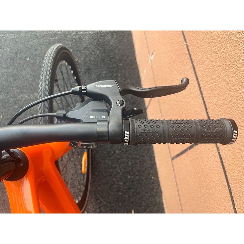 Good Sales Carbon Fiber Frame Bafang 250w Motor Ebike 7 Speed Shimano Motor 700*32C Tire Electric Bicycle City Ebike