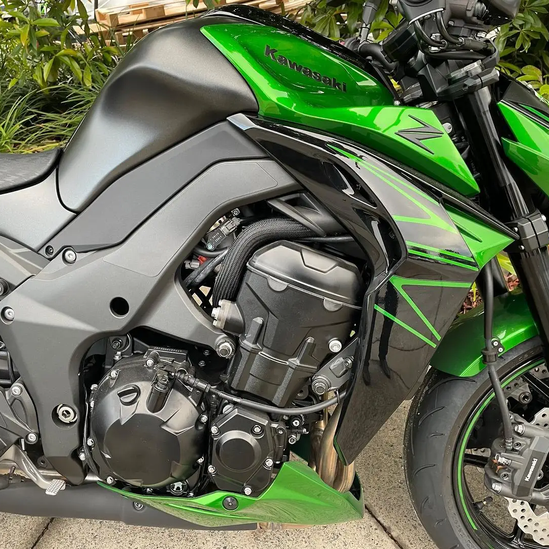 BIG BIKES 2023 KAWASAKIS Z1000 ABS Sportbike Dirt bike motorcycle