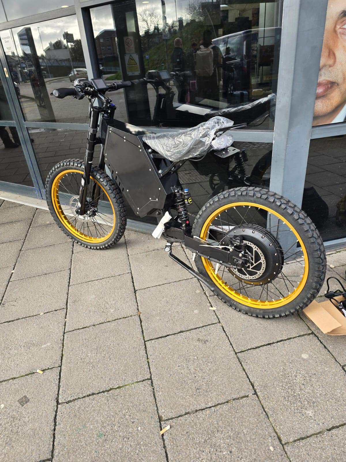 factory direct electric mountain bike made in china surron light bee x with good price 72v 8000 power stealth bomber