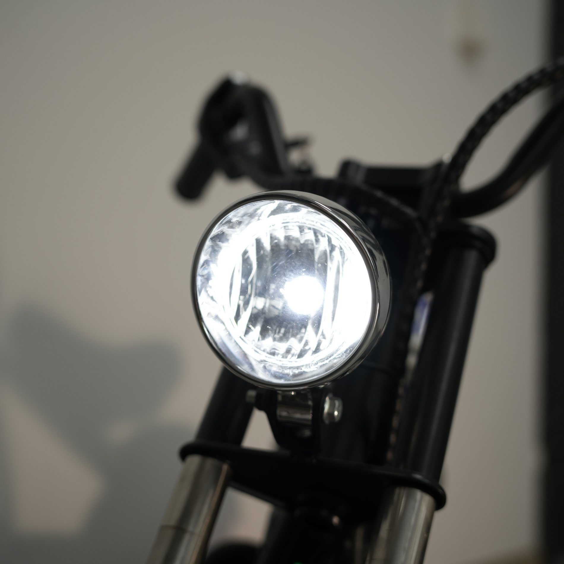 Customized 250W Kid 6-12 Years Steel Tube City Coco Bike 2 Wheels Electric Motorcycles scooters