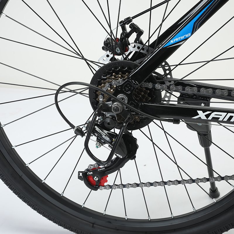 Versatile Color Options Outdoor Suburban Variable Speed 24 "26" Mountain Road Bikes For Adult Youth