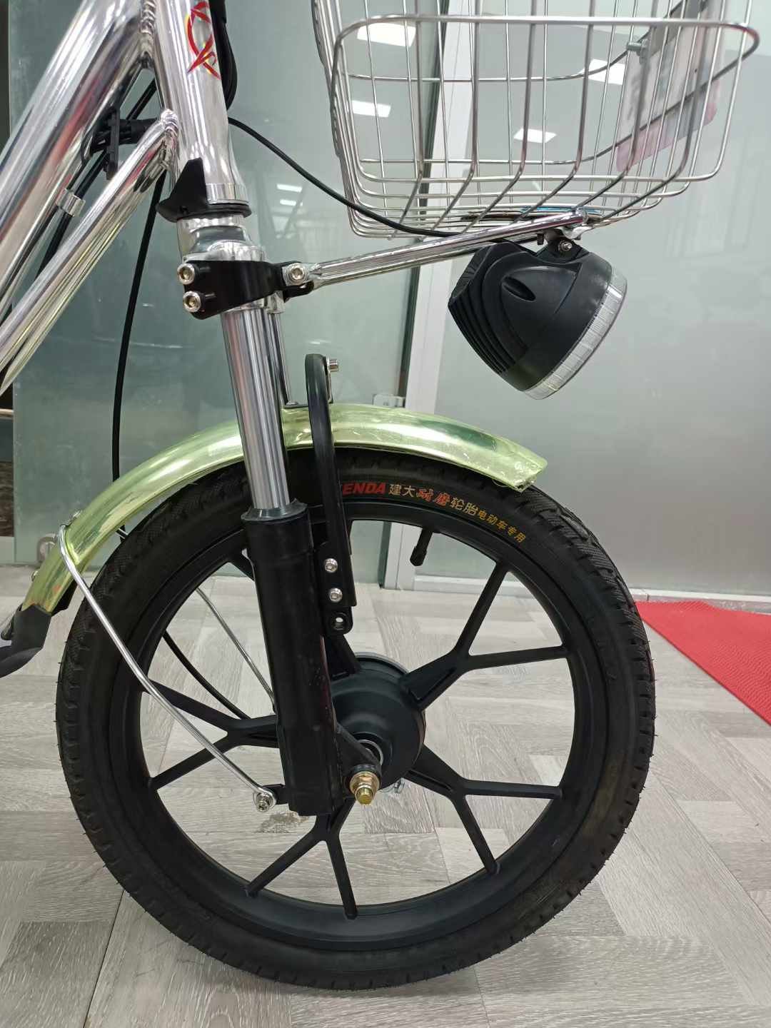 Two wheels electric bike for man and woman ODM OEM city electric bicycle 20 inches fat tire ebike
