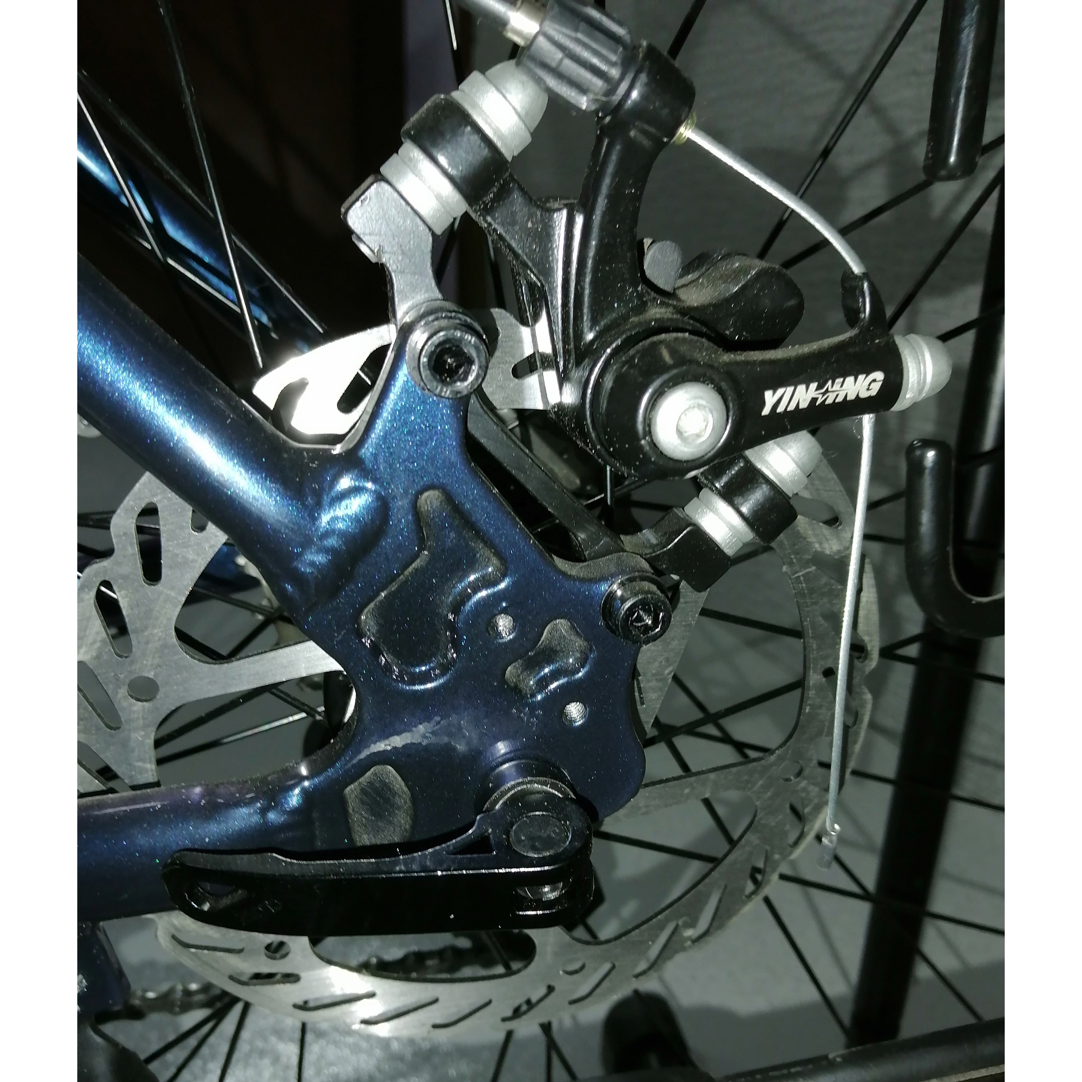 Chinese Suppliers Wholesale Aluminum Alloy Frame Variable Speed 700c Racing /Mountain Bike/Road Bike