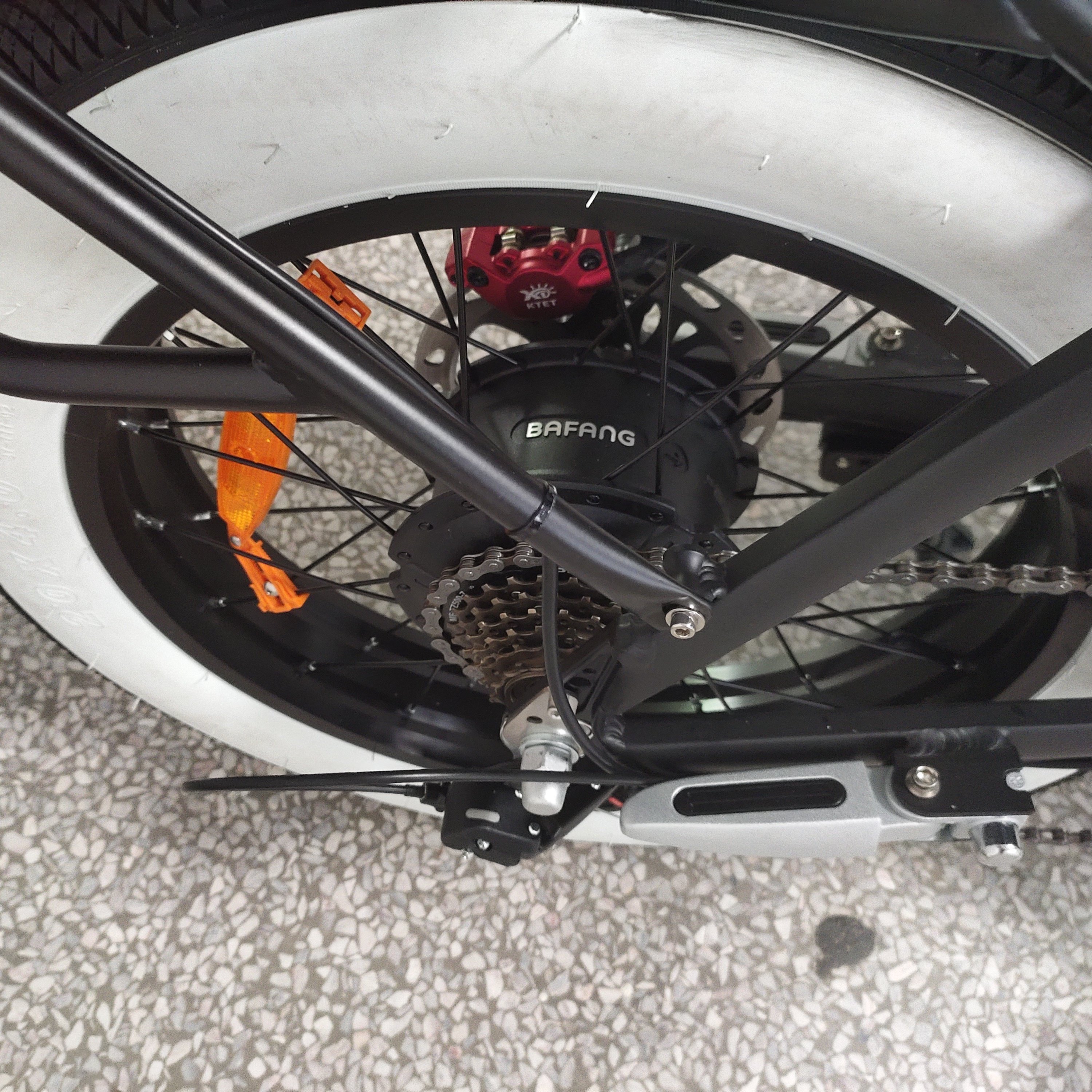 EU US Warehouse Cheap Electric Bicycle Dirt Bikes V1 Electric Sport Bike Mountain Electric Fat Tire Ebike Electric City Bike