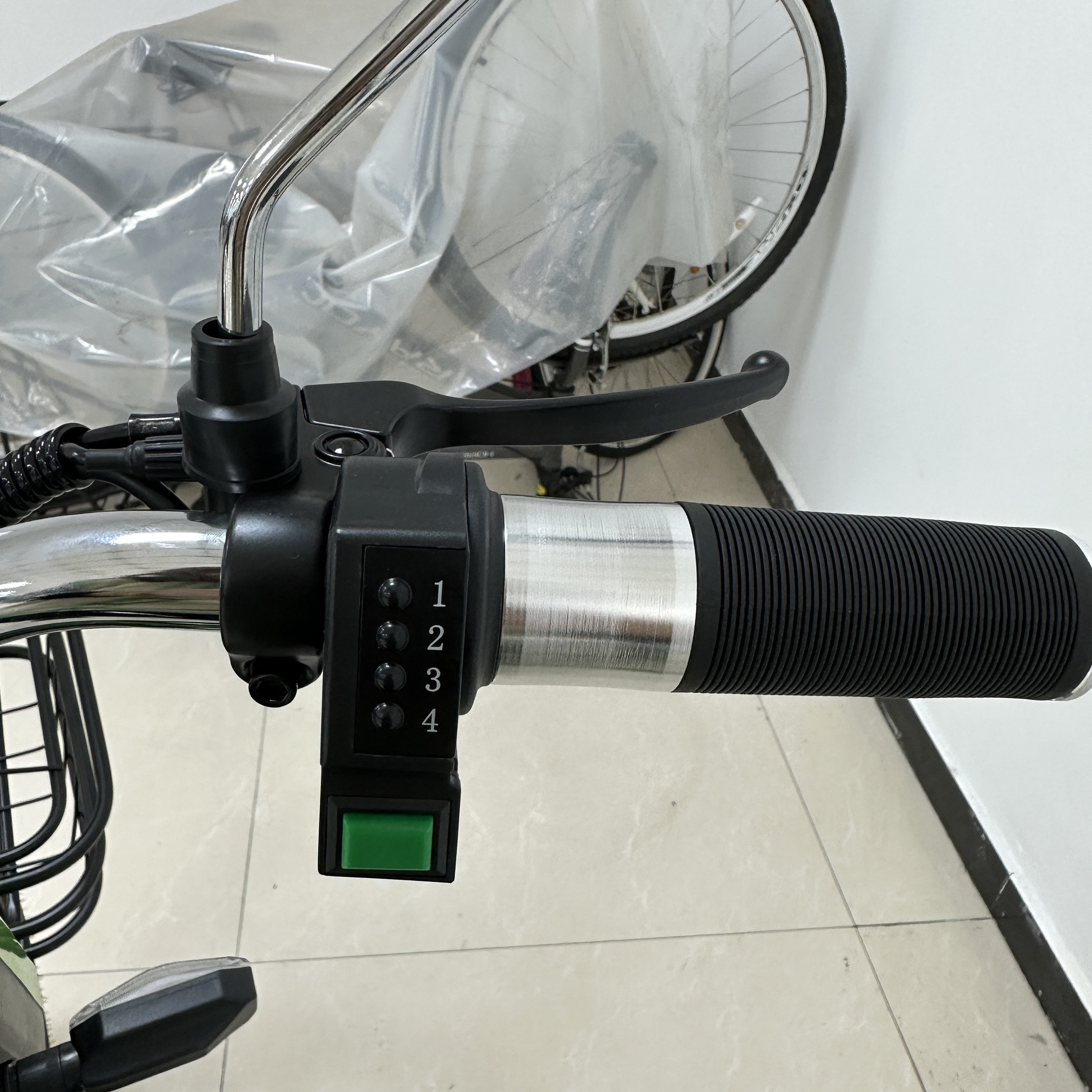 China Manufacturer 350w 48v 12Ah Drum Brake 20 Inch Tire Woman City Bike Scooter Electric Motorcycles