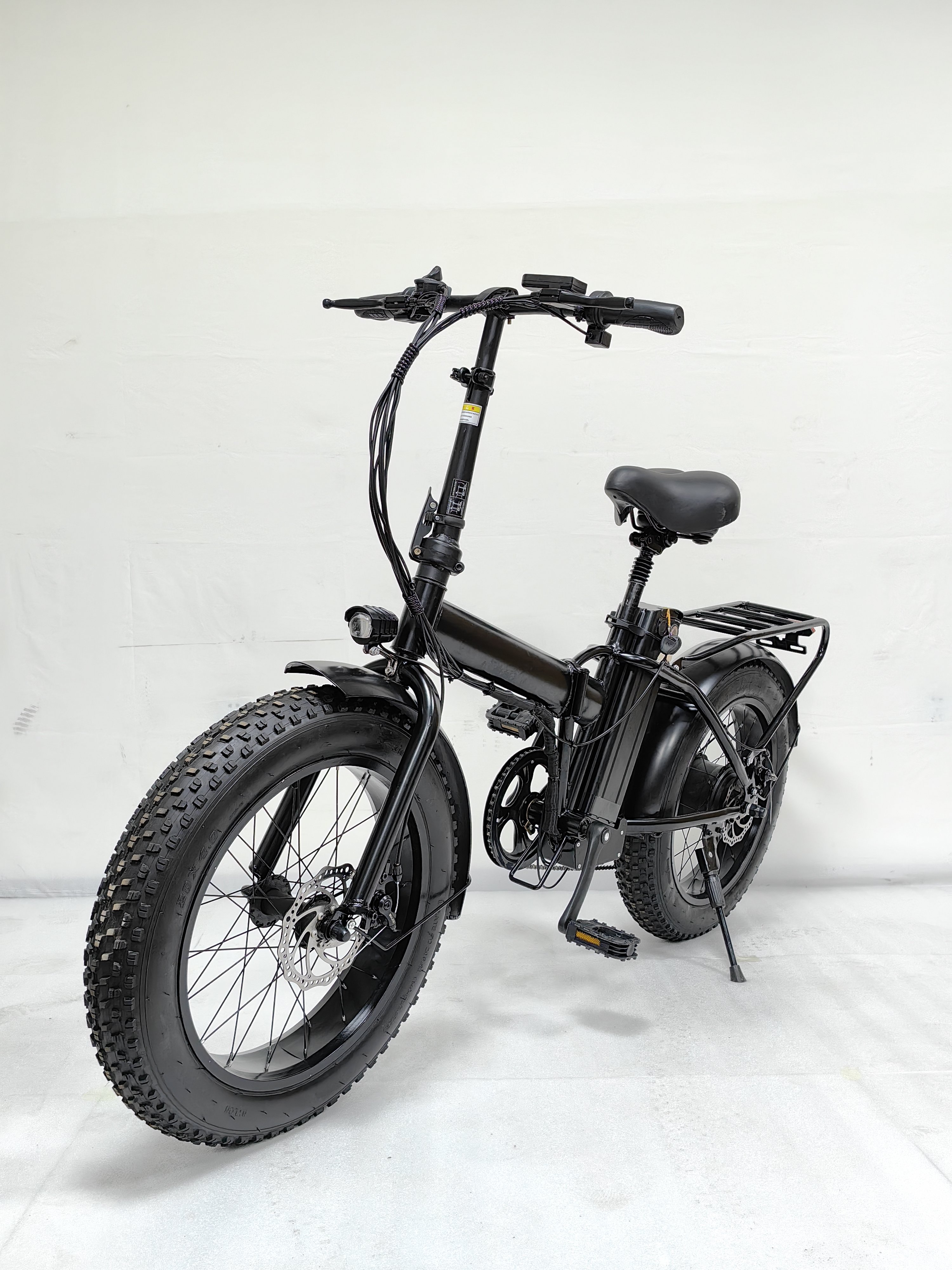 China OEM 550w power motor 48v 13Ah lithium battery Electric beach cruiser bike Rear drive disc brake electric snow bicycle