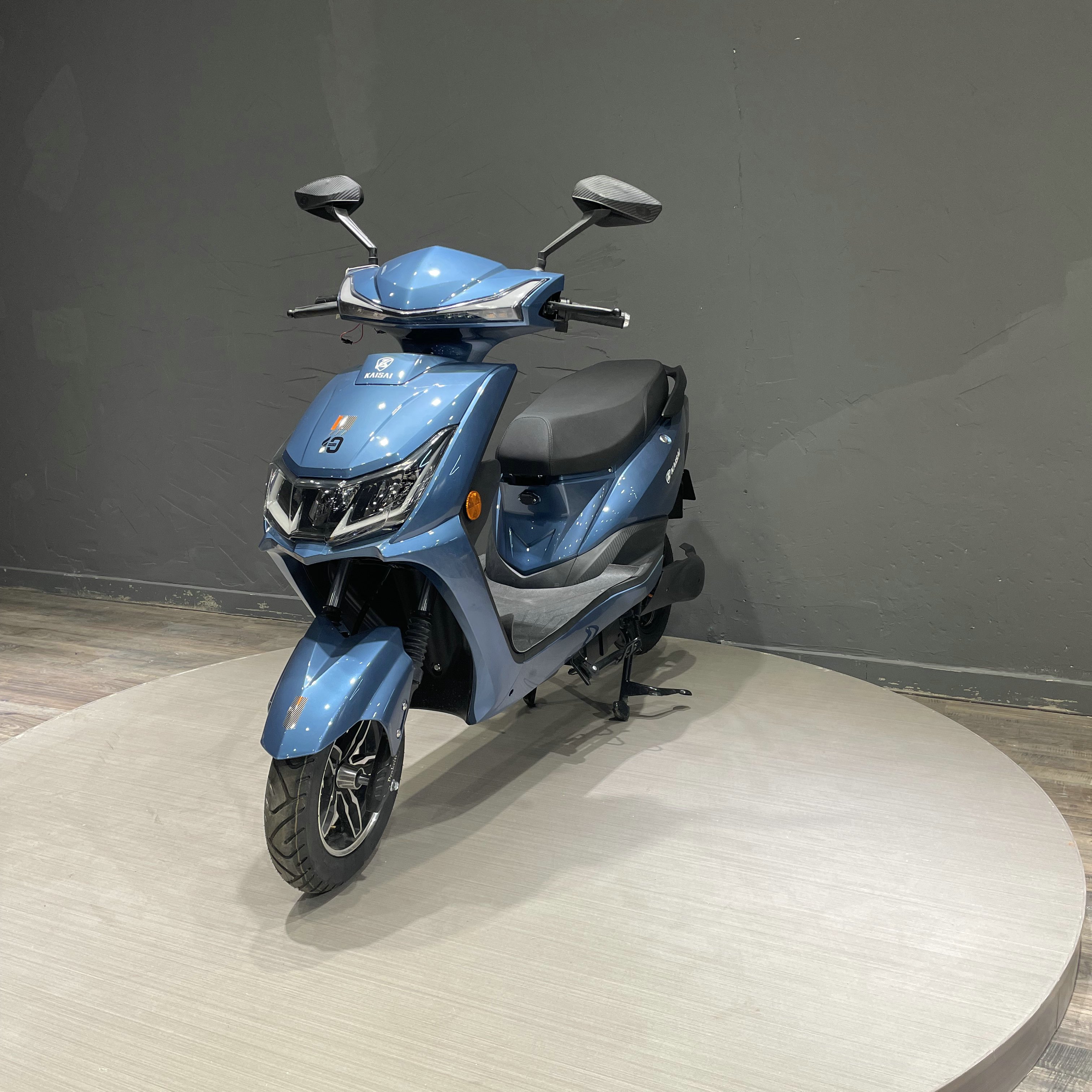 Wholesale Long Range Mobility Scooter Electro Powerful Adult Sportbike 1000w Ckd Electric Motorcycles Kfc Food Take Out For Sale