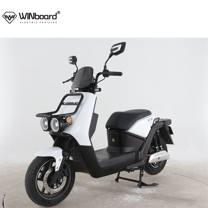 Fast speed adult long range two wheels adult electric 3000W brushless motorcycle moped for delivery with two lithium batteries