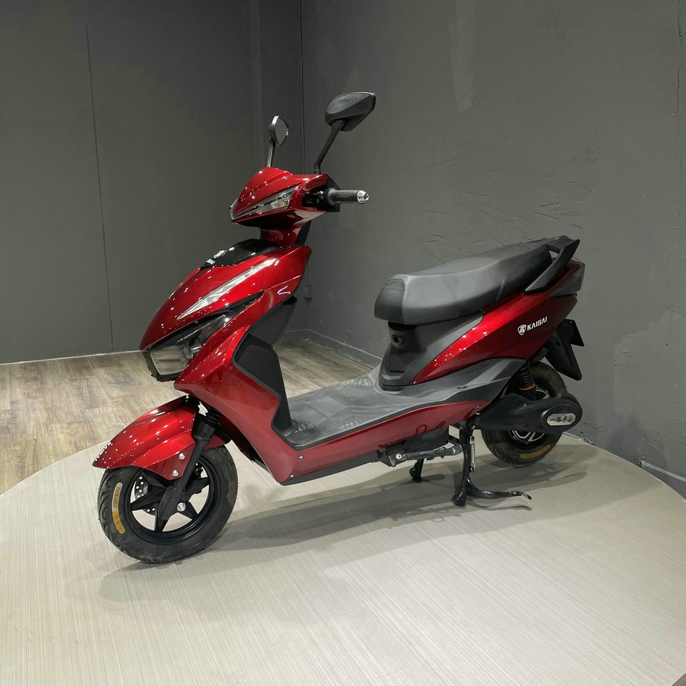 Low Price Long Range Surron Elctricas Sukuter Scooters Powerful Adult Sportbikes 3000w Ckd 2 Wheel Electric Motorcycle For Sale