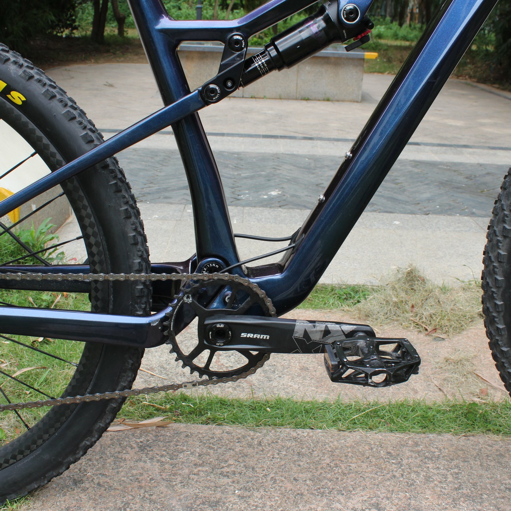 Wholesale 12 Speed 29ER Mountain Bike Carbon Frame full suspension bicycle with suspension fork