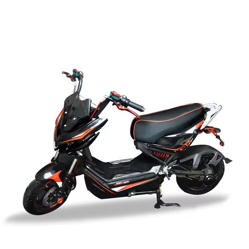 2024 New Model Low Step Electric Motorcycle For Adult With Big Powerful Motor 72v 20ah 1000w/1500w Electric Scooter For Sale