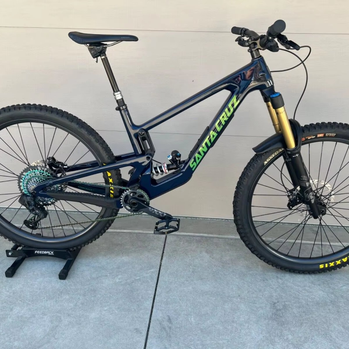 FACTORY DIRECT 2022 SSanta Cruz Hightower C Mountain Bike - Large