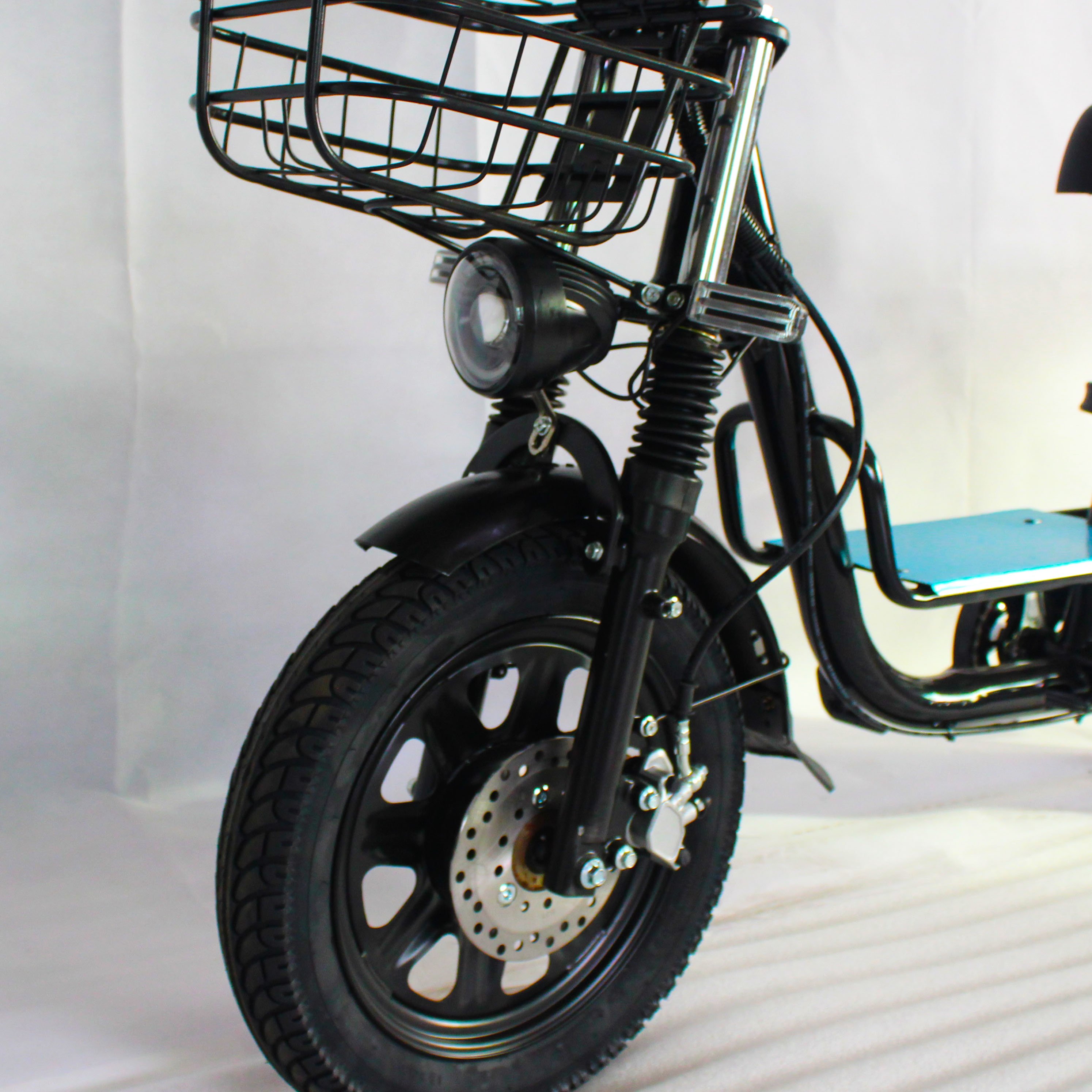 Hot Sale 800W Motor 16-Inch Electric Bike 60V 31Ah Battery Adult Two-Wheel Courier Moped e-Bike Sensor Smart Type Pillion Space