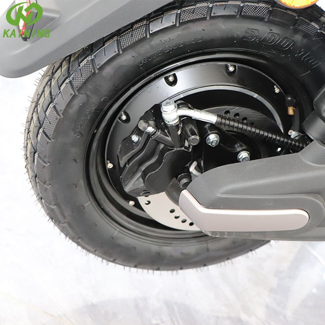 Best 350w 48V 12Ah Road Legal Fast Electric Moped Scooter Manufacturer Powerful E Moped City Electric Bike For Adults
