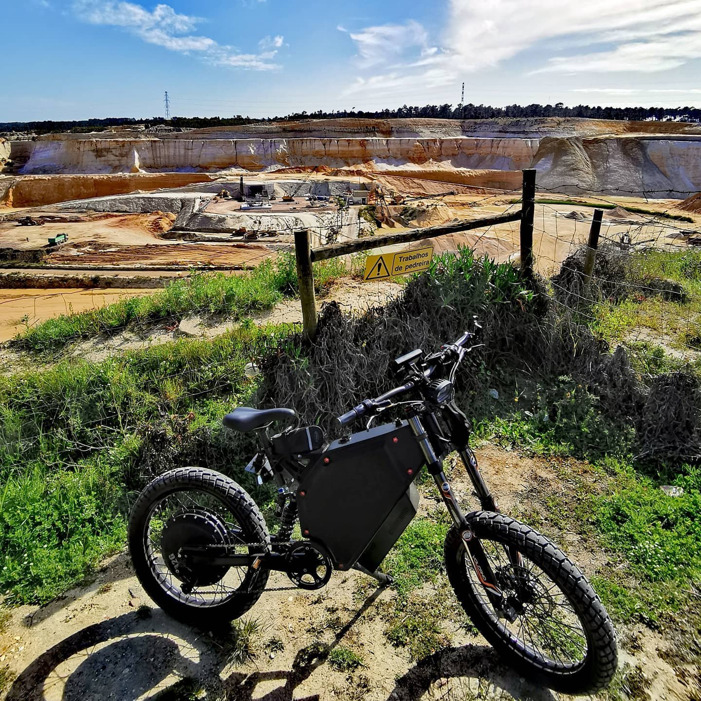 sur ron Full Suspension Electric Bike 12000w 15000w Electric Dirt Bike Electric Mountain Bike