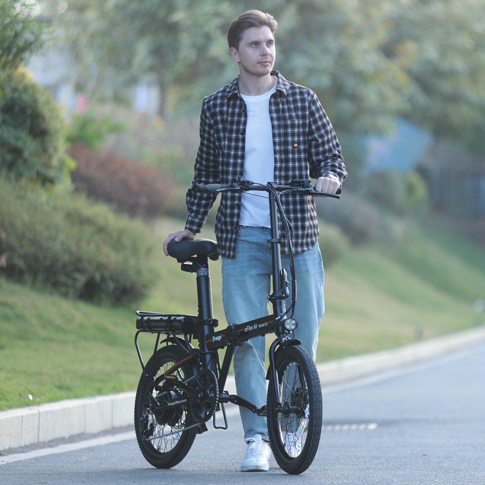 E4 pro Folding electric hybrid bike has a long range of 45-70 miles and is ideal for city commuting and outings