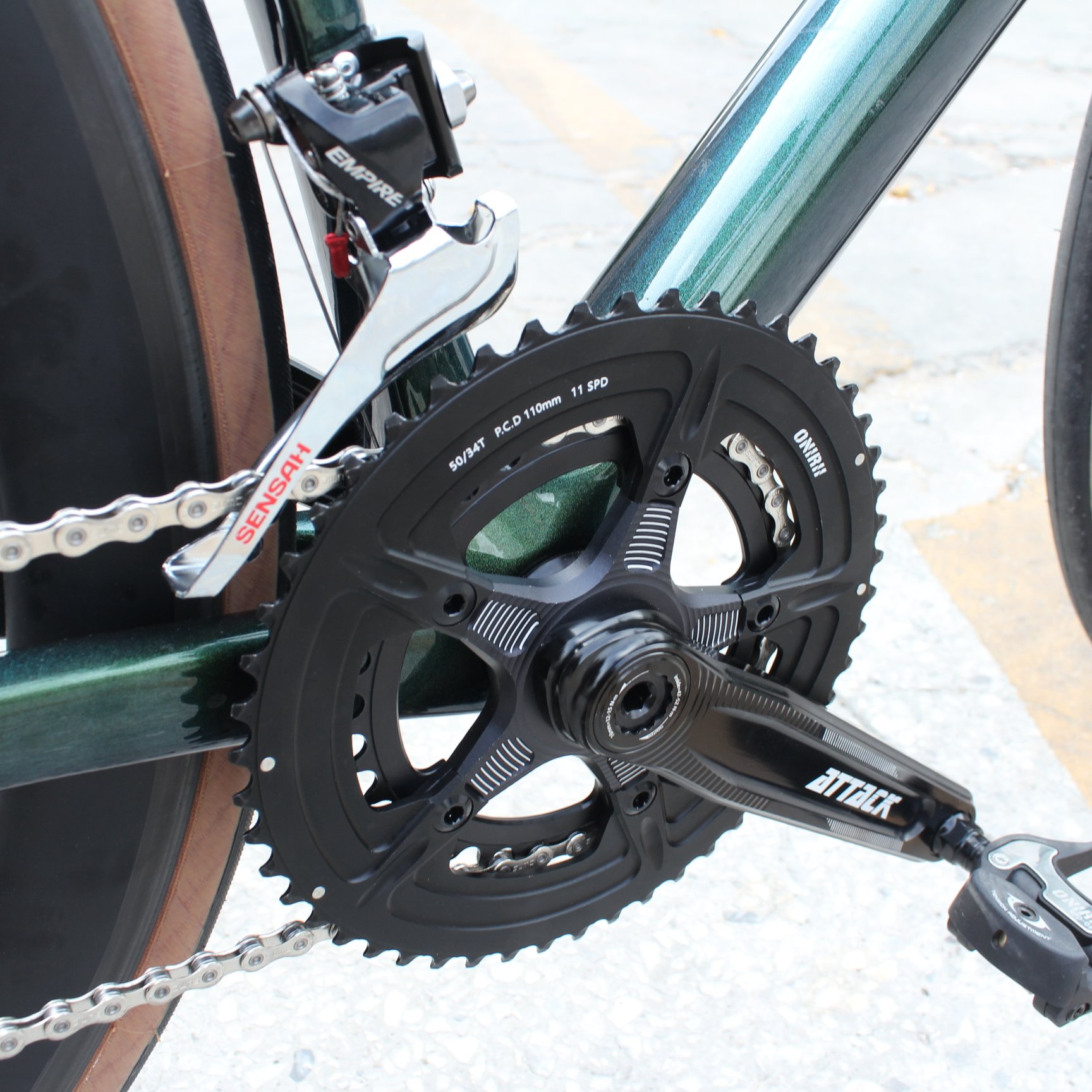 Customized Logo T700 carbon frame road bike high quality Competition Straight Pull road bicycle for sale marco de bicicleta ruta