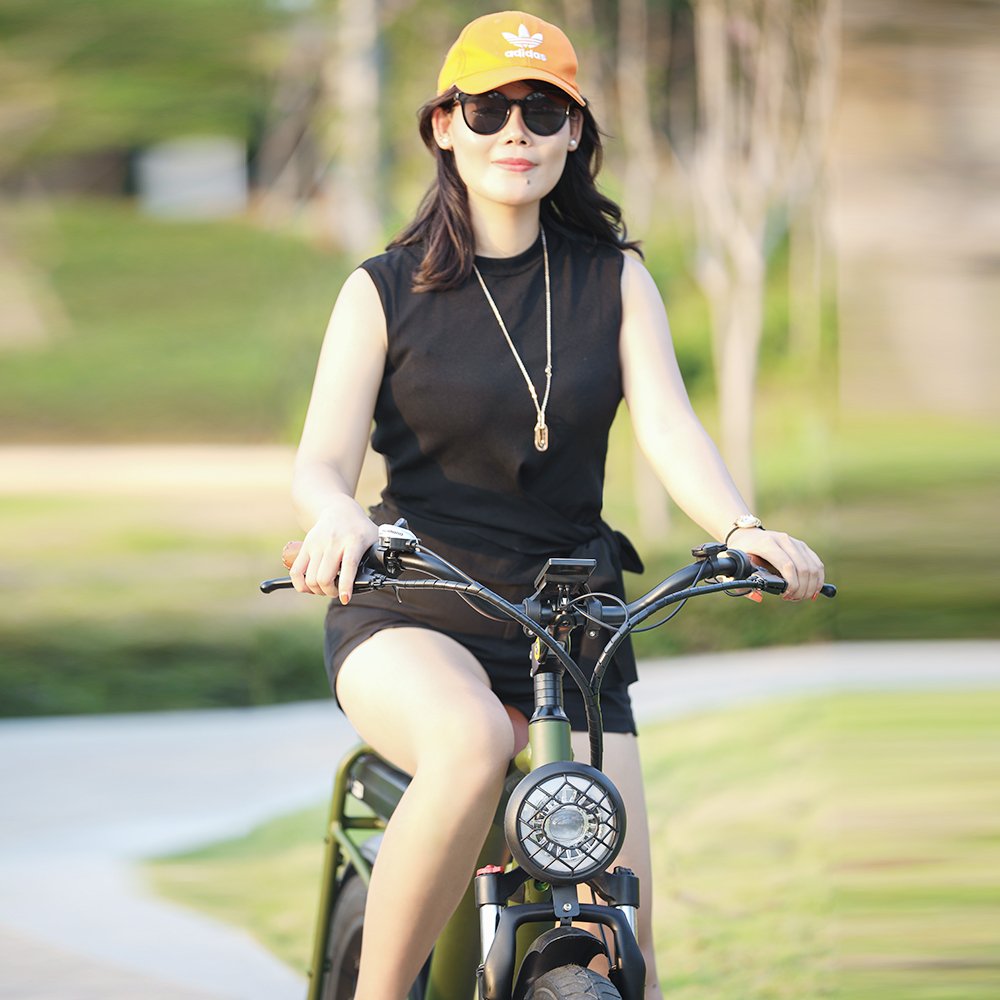 Freego Customized Fashion High Quality 20Inch Fat Tire E-bike 900W Electric City Bike For Unisex