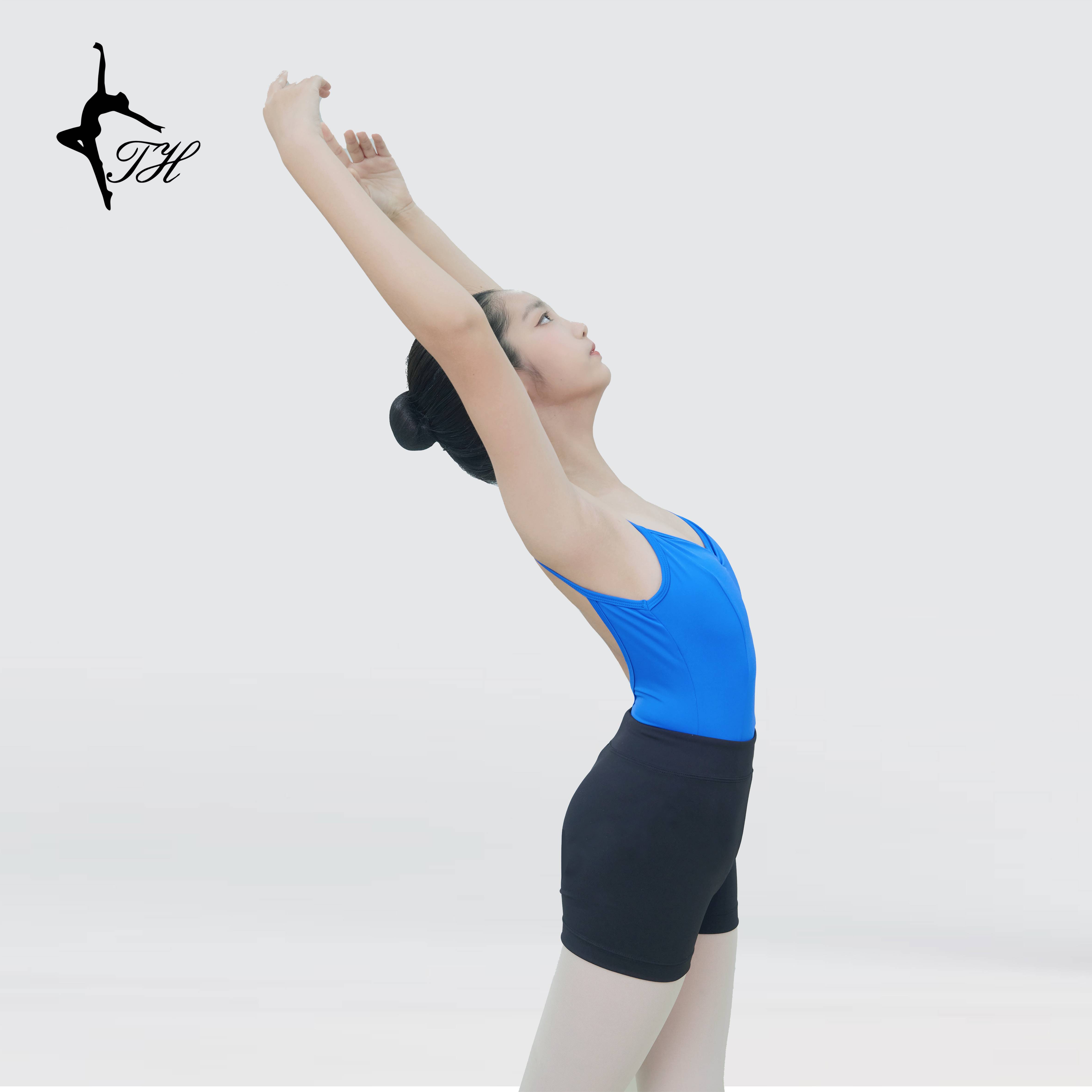 Jiu Tianhu ballet dance triplet