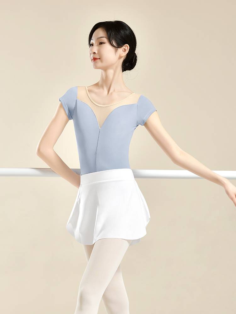 Ballet dance exercise female fish tail reveal gymnastic gymnastics adult art test teachers Chinese dance service
