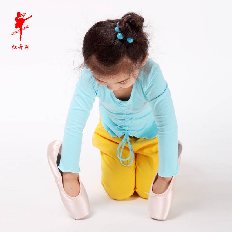 Red dance shoes thin cotton pump lace dance service ballet dance service children and female adult modern dance -shaped sports 3905