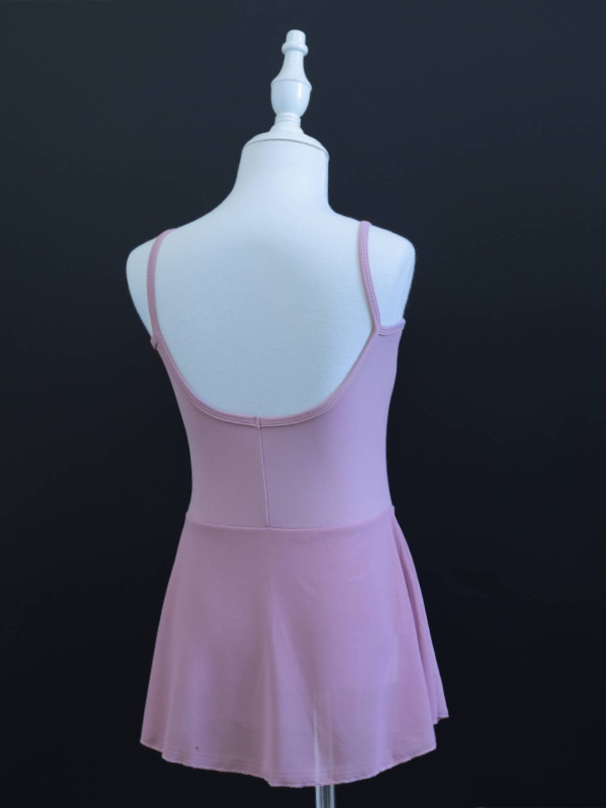 ♪ The girls in the children's dance dress ♪