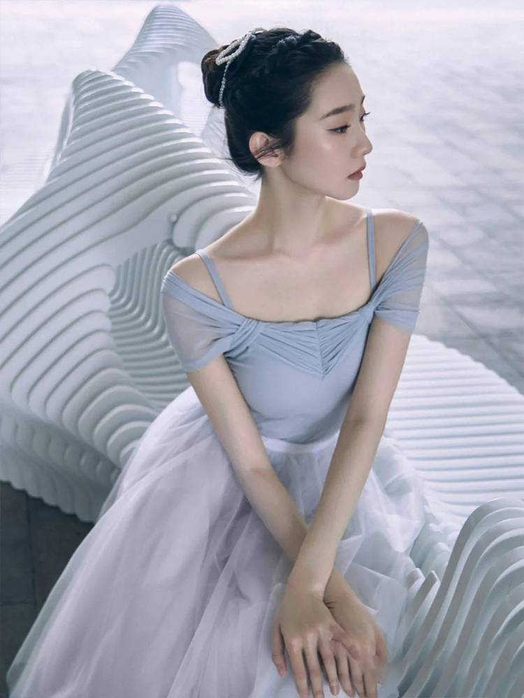 Zhang Yifan's same dance service female suspender ballet -shaped dress adult off -shoulder art test high -gradey training conjoined uniform