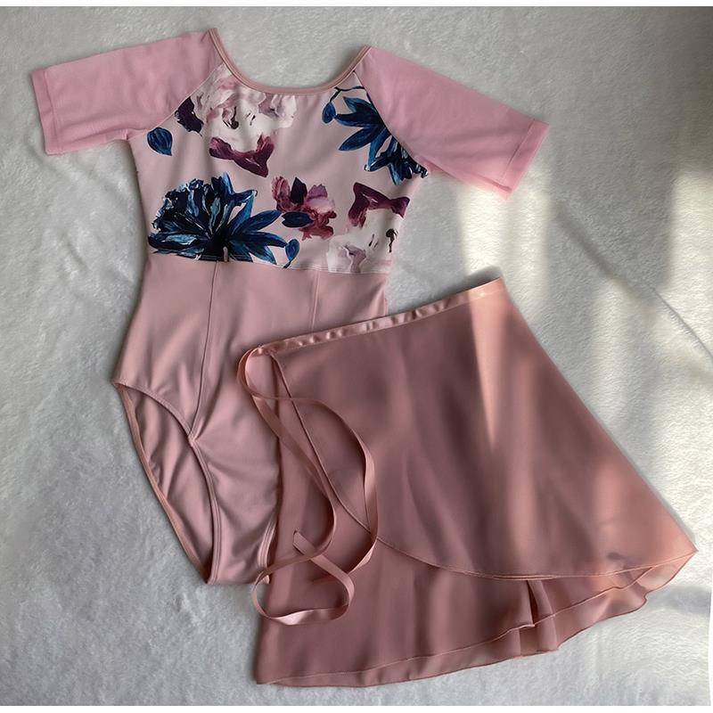 Ballet exercises adult dance service gymnastics service gymnastics uniforms air yoga service conjoined uniform base training uniforms
